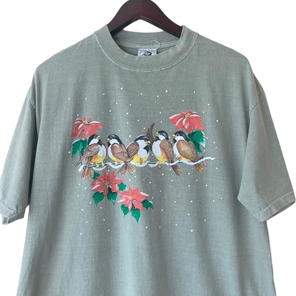 Vintage Anvil Green Holiday Bird Poinsettia Cotton Tee Shirt Size Large - Picture 3 of 8